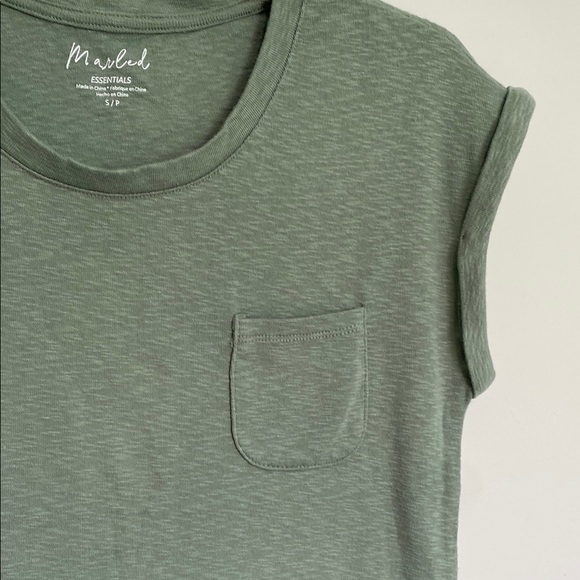 Women's Marled Essentials Green Casual Top - Picture 2 of 8